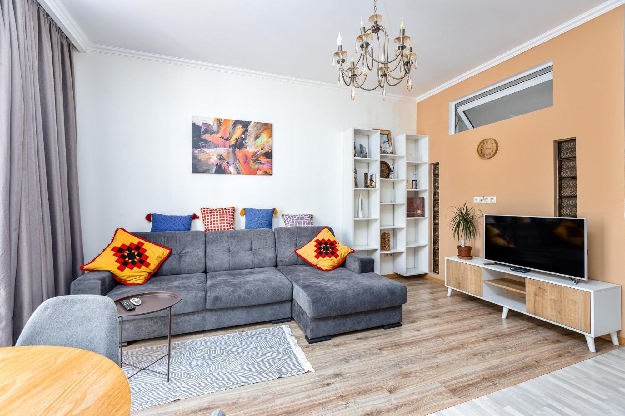 Апартаменты Le - Cozy 2 Bedroom In Saburtalo Тбилиси