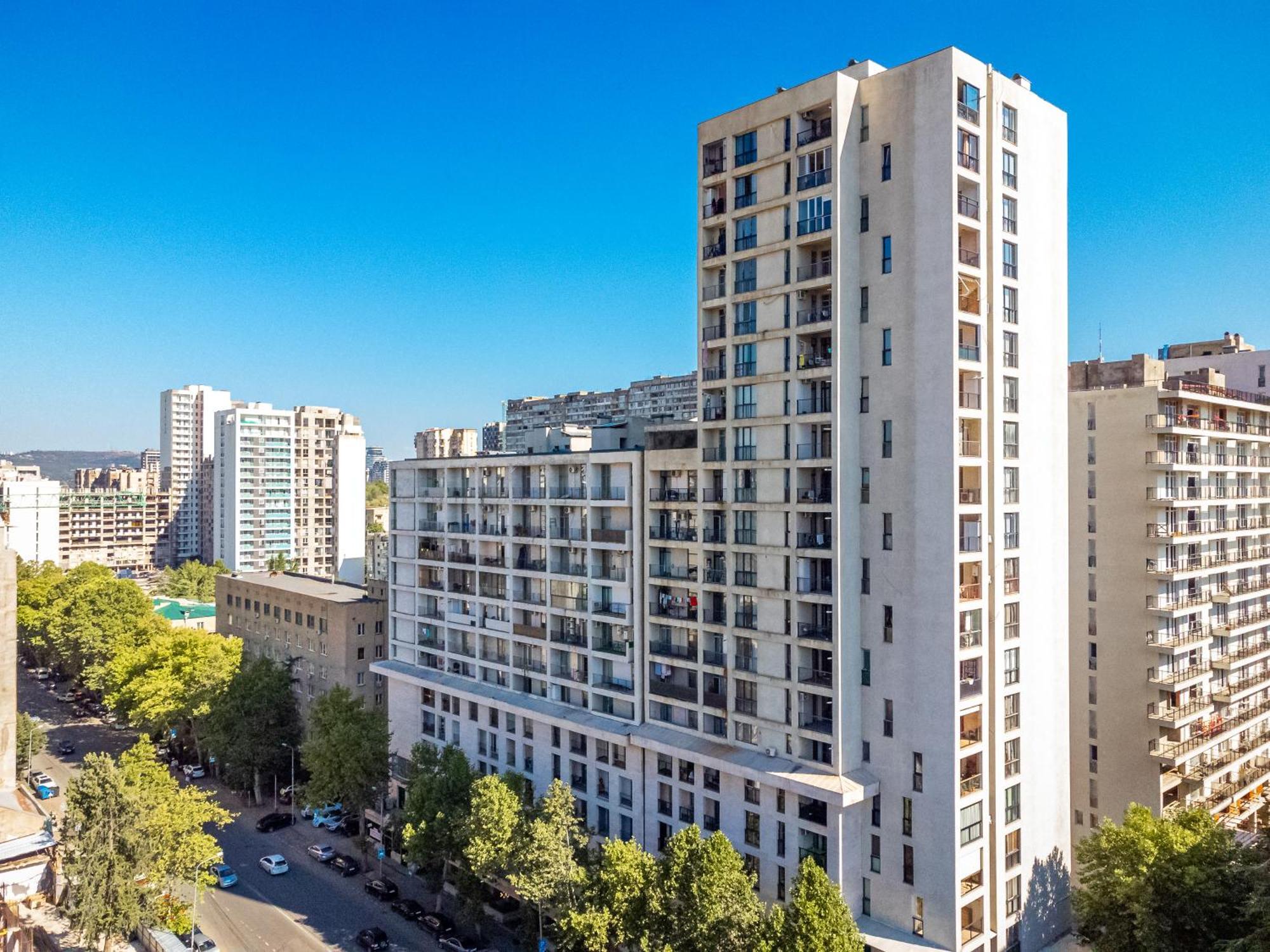 Le - Cozy 2 Bedroom In Saburtalo * Тбилиси